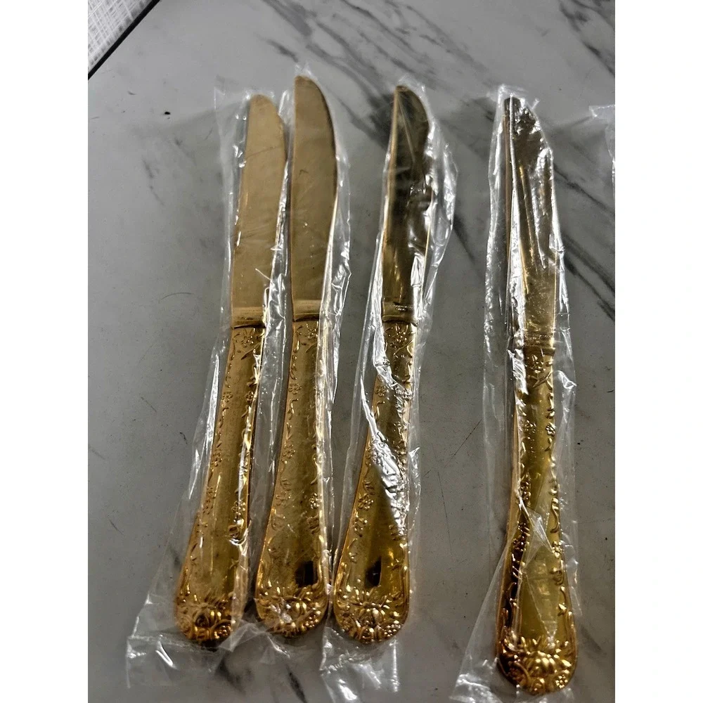 Wm Rogers & Son Dinner Butter Knife Knives Lot of 6 Enchanted Rose Gold Plated A